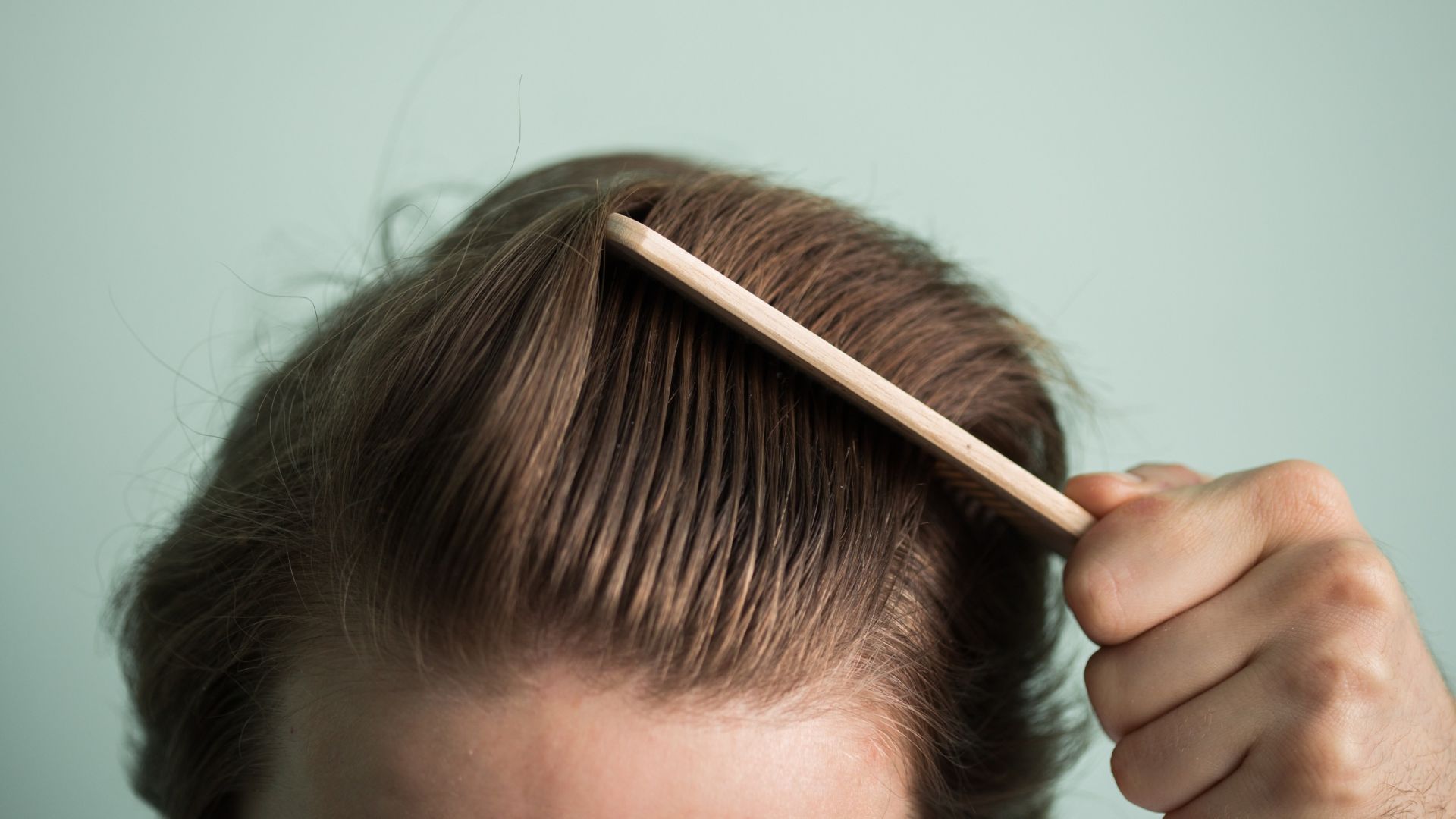 wp-content/uploads/2026/07/menlengtheningwomenshorteninghair-intro.jpg